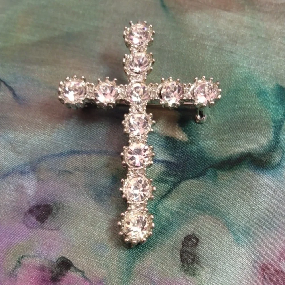 Vintage rhinestone cross pin brooch